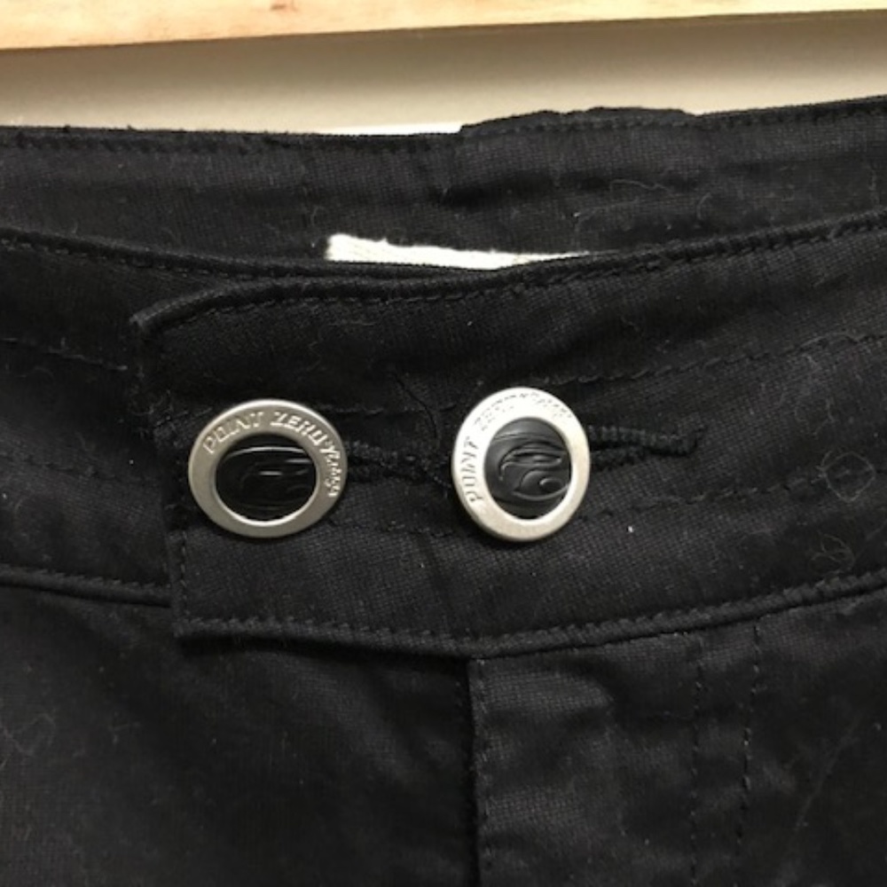 Point Zero capris - Picture 3 of 5
